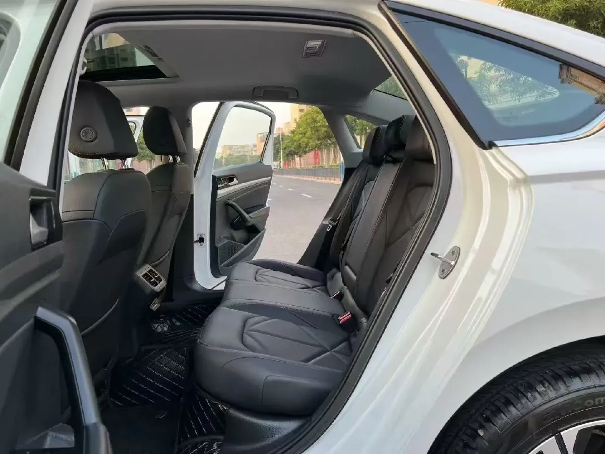 2024 Volkswagen Lavida 1.5T 160HP L4 7DCT,autocango,china used car exporter,china ev exporter,chinese used car exporter,chinese used ev exporter