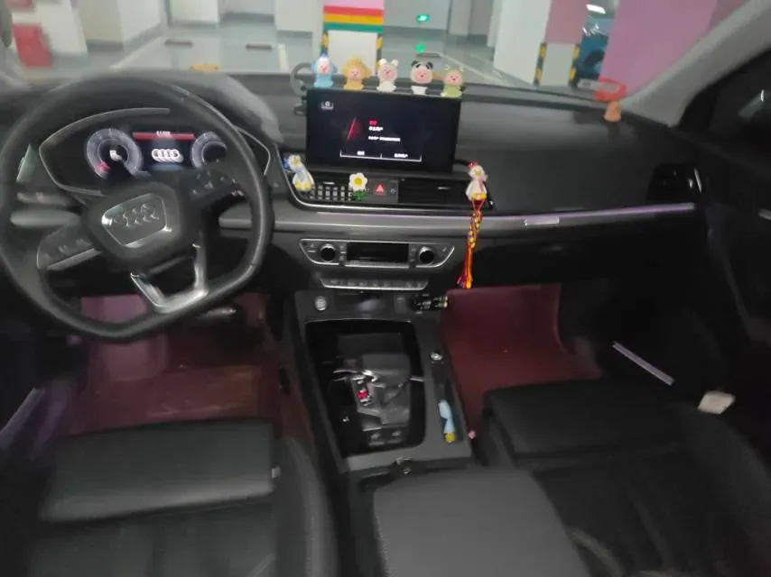 2022 Audi Q5L 2.0T 252HP L4 7DCT,autocango,china used car exporter,china ev exporter,chinese used car exporter,chinese used ev exporter