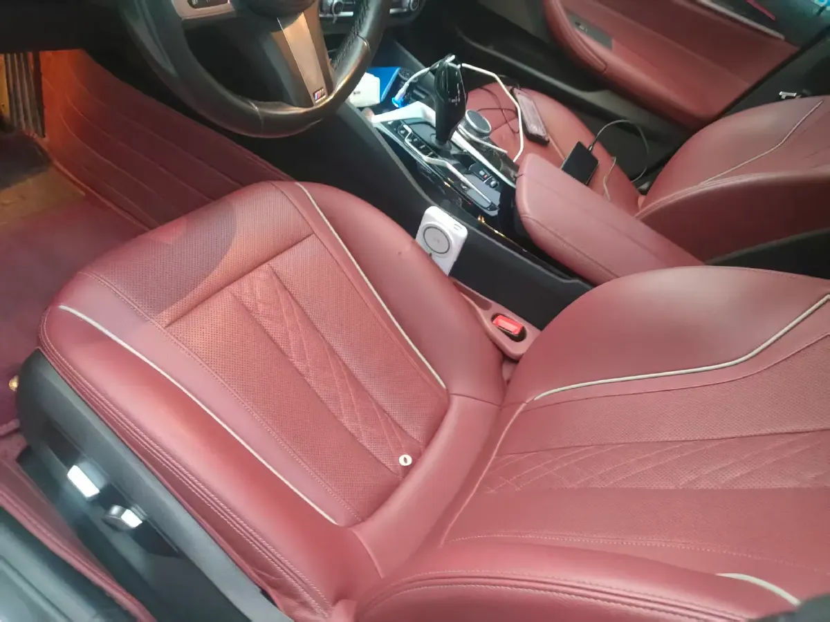 2021 BMW 5 Series 2.0T 184HP L4 8AT,autocango,china used car exporter,china ev exporter,chinese used car exporter,chinese used ev exporter