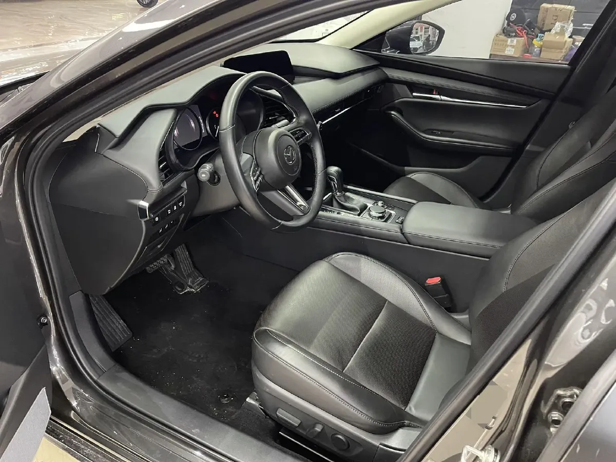 2022 Mazda 3 Axela 2.0L 158HP L4 6AT,autocango,china used car exporter,china ev exporter,chinese used car exporter,chinese used ev exporter