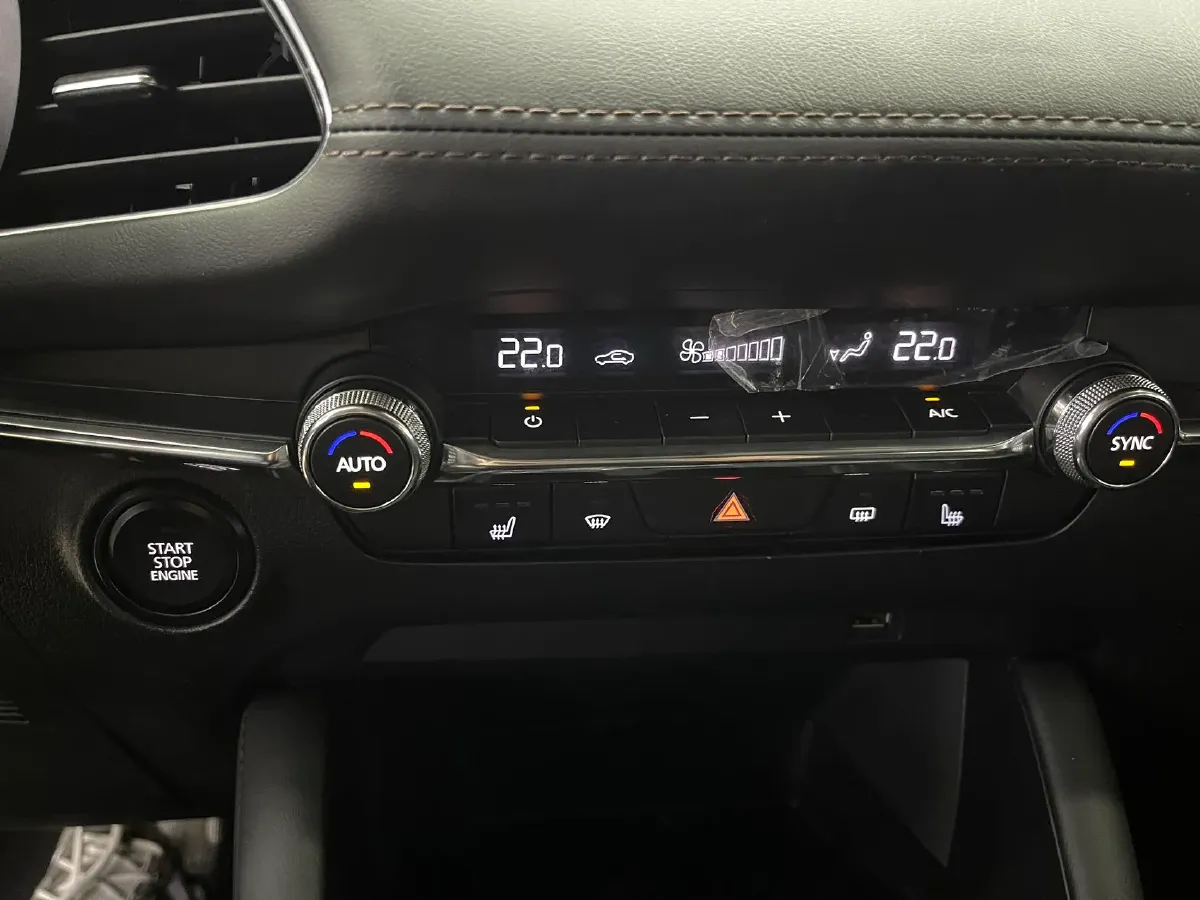 2022 Mazda 3 Axela 2.0L 158HP L4 6AT,autocango,china used car exporter,china ev exporter,chinese used car exporter,chinese used ev exporter