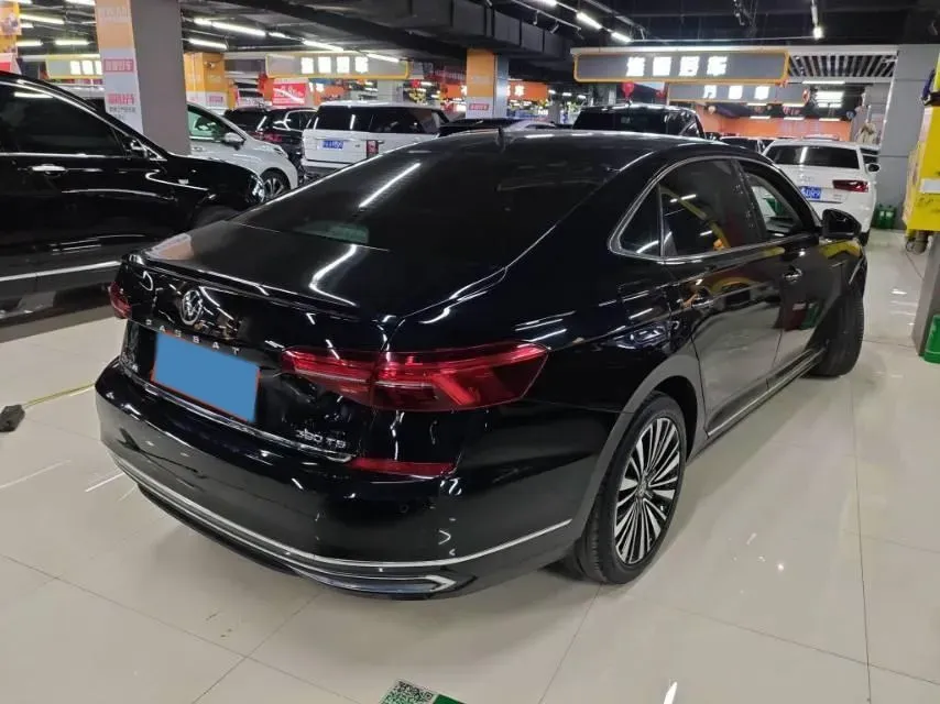 2019 Volvo V40 1.5T 152HP L4 6AT,autocango,china used car exporter,china ev exporter,chinese used car exporter,chinese used ev exporter
