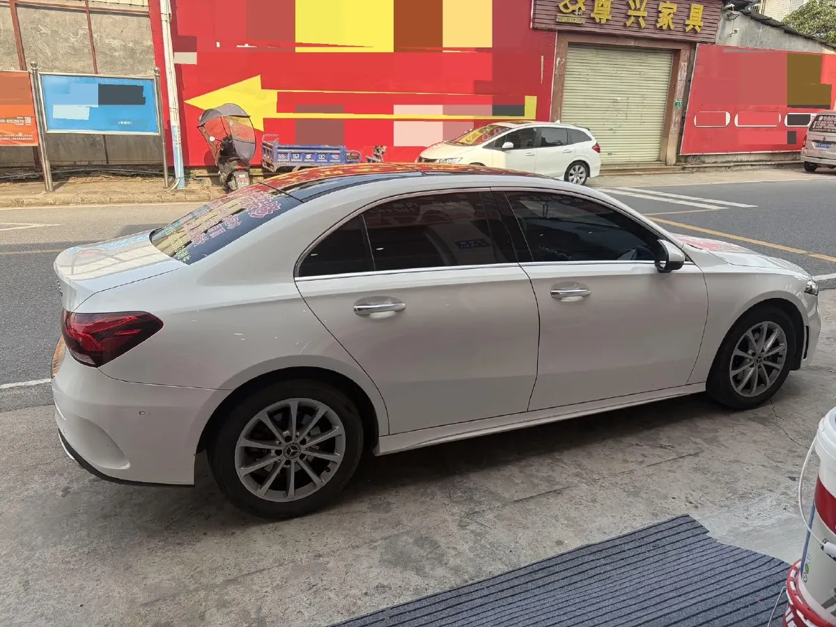 2021 Mercedes-Benz A Class 1.3T 163HP L4 7DCT,autocango,china used car exporter,china ev exporter,chinese used car exporter,chinese used ev exporter