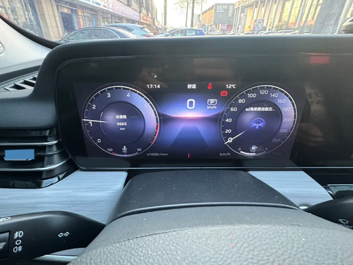 2025 HongQi HS5 2.0T 252HP L4 8AT,autocango,china used car exporter,china ev exporter,chinese used car exporter,chinese used ev exporter