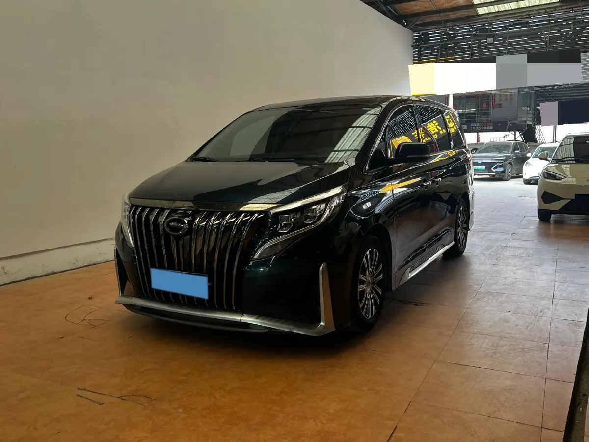 2021 GAC Trumpchi M8 2.0T 252HP L4 8AT,autocango,china used car exporter,china ev exporter,chinese used car exporter,chinese used ev exporter