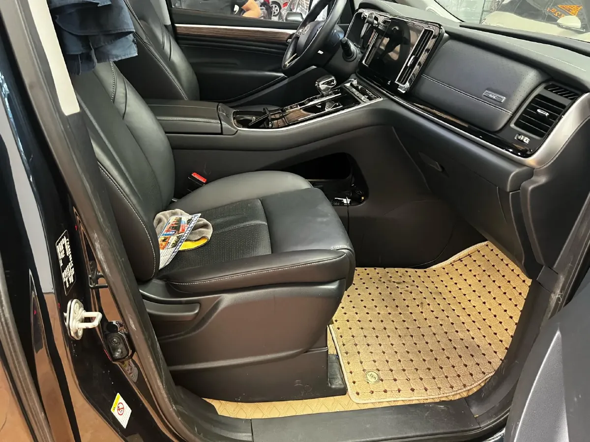 2021 GAC Trumpchi M8 2.0T 252HP L4 8AT,autocango,china used car exporter,china ev exporter,chinese used car exporter,chinese used ev exporter