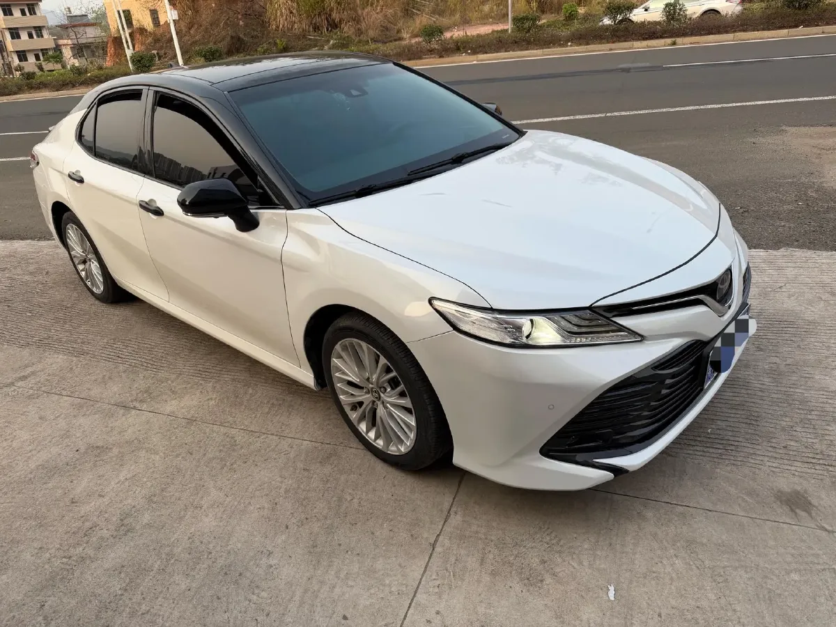 2019 Toyota Camry 2.5L 209HP L4 8AT,autocango,china used car exporter,china ev exporter,chinese used car exporter,chinese used ev exporter