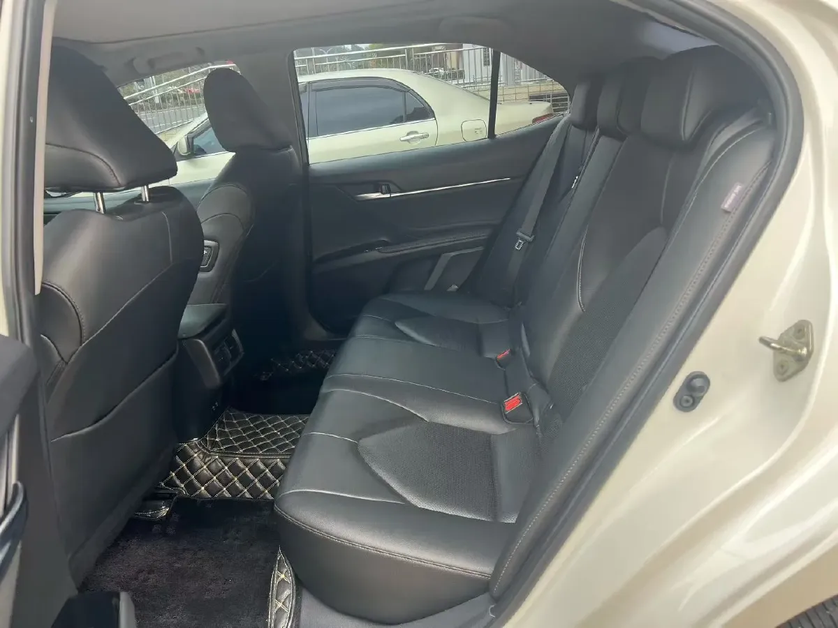 2019 Toyota Camry 2.5L 209HP L4 8AT,autocango,china used car exporter,china ev exporter,chinese used car exporter,chinese used ev exporter