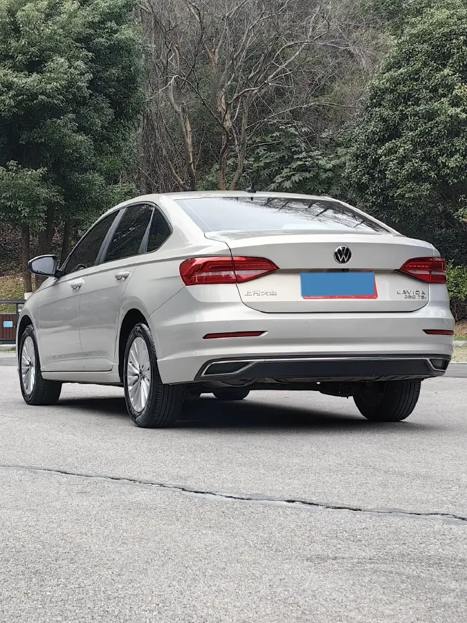 2021 Volkswagen Lavida 1.4T 150HP L4 7DCT,autocango,china used car exporter,china ev exporter,chinese used car exporter,chinese used ev exporter
