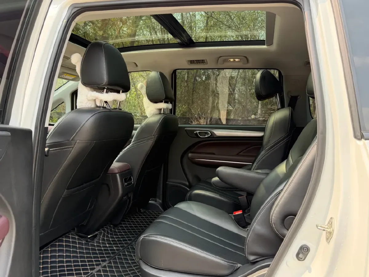 2021 GAC Trumpchi M6 1.5T 169HP L4 7DCT,autocango,china used car exporter,china ev exporter,chinese used car exporter,chinese used ev exporter