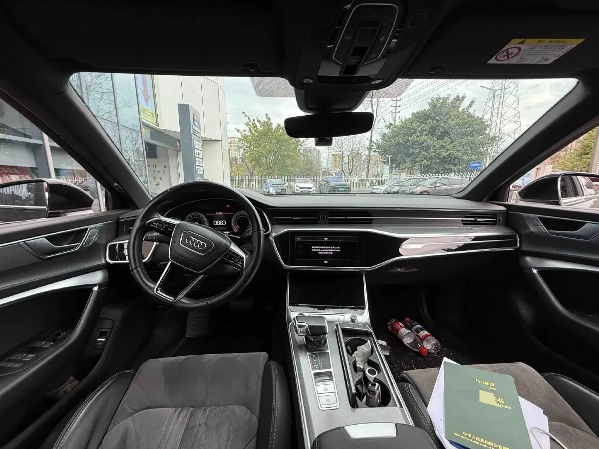 2023 Audi A6L 2.0T 190HP L4 7DCT,autocango,china used car exporter,china ev exporter,chinese used car exporter,chinese used ev exporter