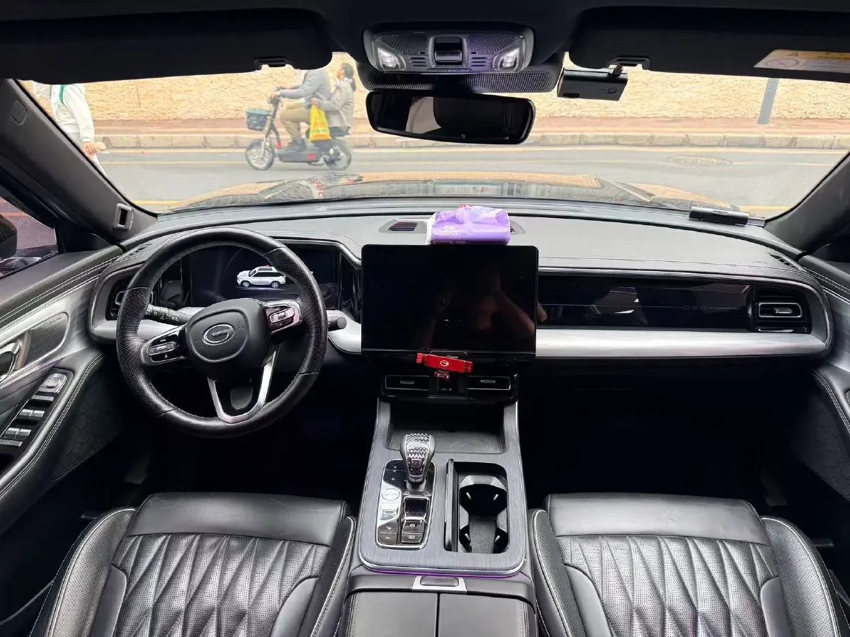 2022 GAC Trumpchi GS8 2.0T 252HP L4 8AT,autocango,china used car exporter,china ev exporter,chinese used car exporter,chinese used ev exporter