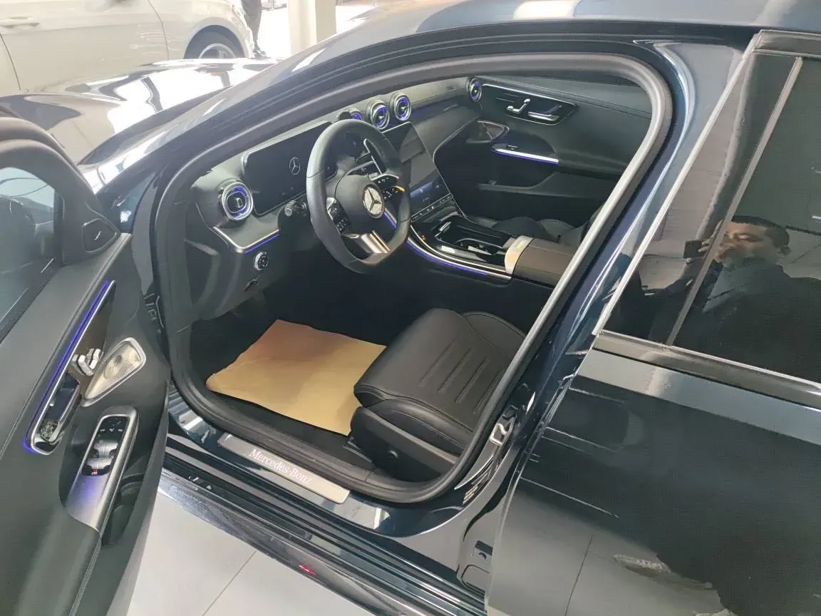 2022 Mercedes-Benz C Class 1.5T 204HP L4 9AT,autocango,china used car exporter,china ev exporter,chinese used car exporter,chinese used ev exporter