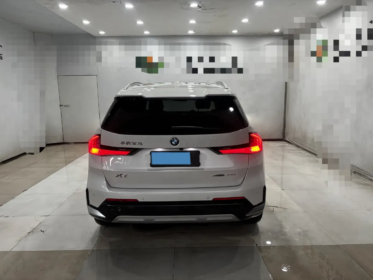 2024 BMW X1 2.0T 204HP L4 7DCT,autocango,china used car exporter,china ev exporter,chinese used car exporter,chinese used ev exporter