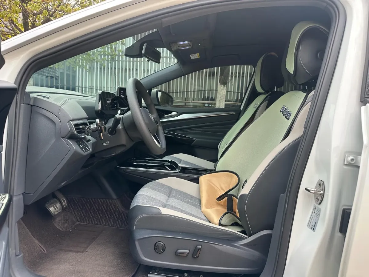 2022 Chevrolet Menlo BEV 61.1KWH,autocango,china used car exporter,china ev exporter,chinese used car exporter,chinese used ev exporter