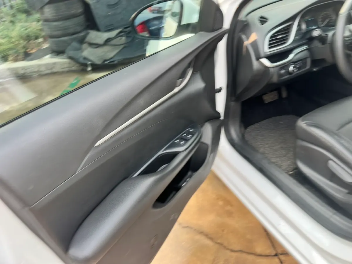 2021 Buick Excelle 1.3T 163HP L3 6AT,autocango,china used car exporter,china ev exporter,chinese used car exporter,chinese used ev exporter