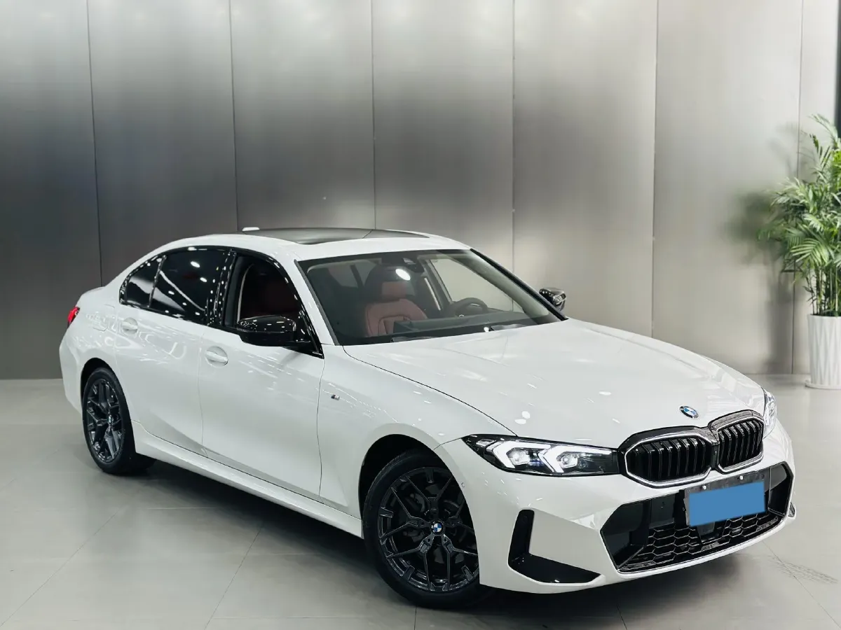 2025 BMW 3 Series 2.0T 245HP L4 8AT,autocango,china used car exporter,china ev exporter,chinese used car exporter,chinese used ev exporter