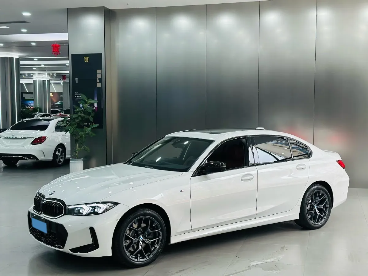2025 BMW 3 Series 2.0T 245HP L4 8AT,autocango,china used car exporter,china ev exporter,chinese used car exporter,chinese used ev exporter
