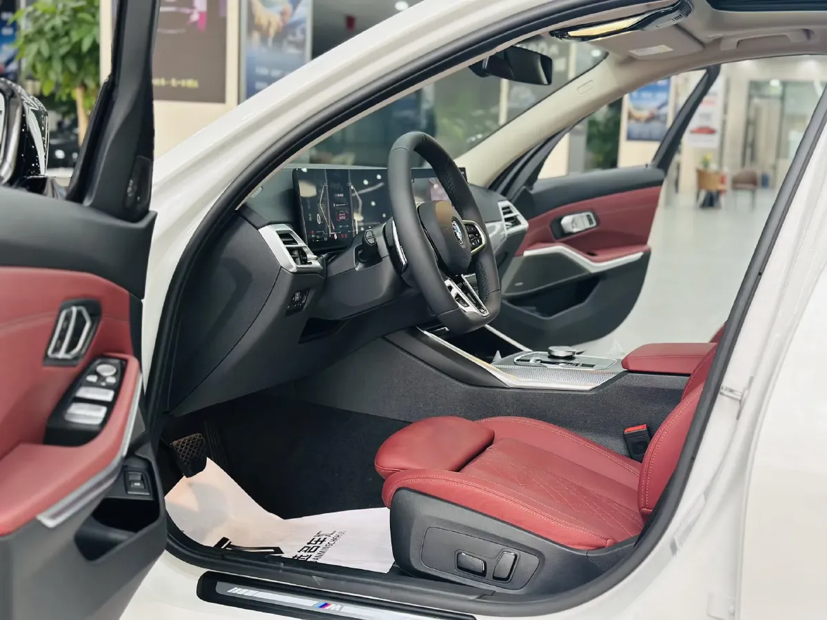 2025 BMW 3 Series 2.0T 245HP L4 8AT,autocango,china used car exporter,china ev exporter,chinese used car exporter,chinese used ev exporter