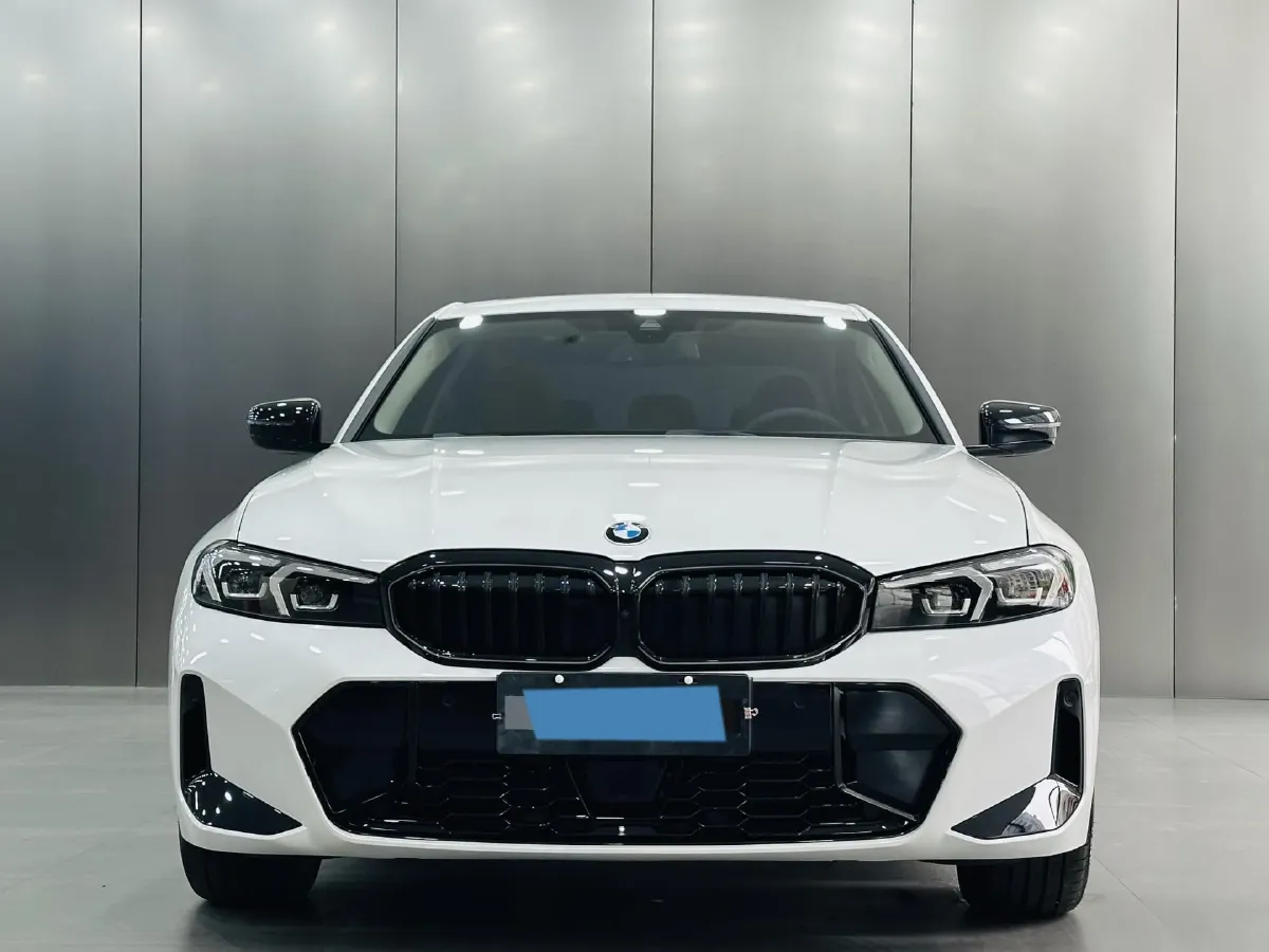 2025 BMW 3 Series 2.0T 245HP L4 8AT,autocango,china used car exporter,china ev exporter,chinese used car exporter,chinese used ev exporter