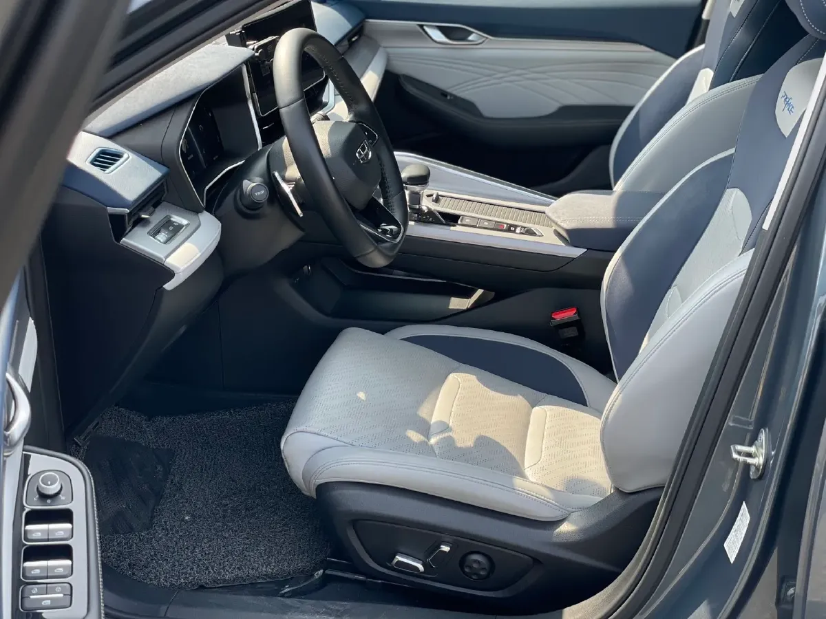 2021 Geely Preface 2.0T 190HP L4 7DCT,autocango,china used car exporter,china ev exporter,chinese used car exporter,chinese used ev exporter