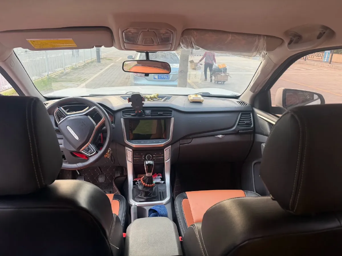 2020 MAXUS T70 2.0T 163HP L4 6AT,autocango,china used car exporter,china ev exporter,chinese used car exporter,chinese used ev exporter