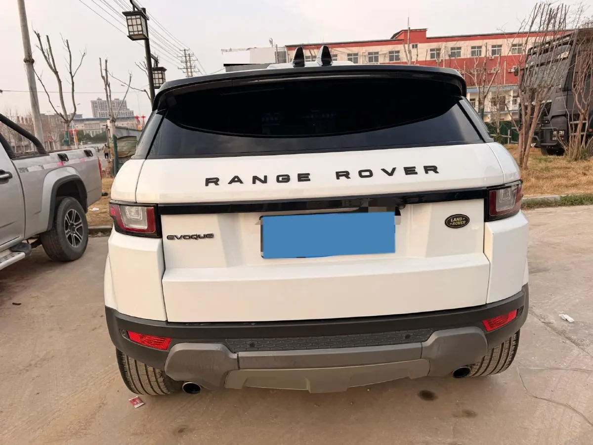 2018 Land Rover Range Rover Evoque 2.0T 241HP L4 9AT,autocango,china used car exporter,china ev exporter,chinese used car exporter,chinese used ev exporter