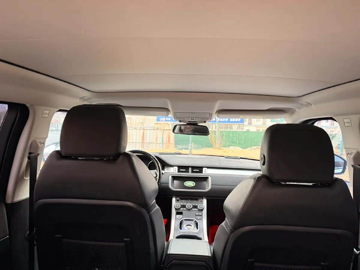 2018 Land Rover Range Rover Evoque 2.0T 241HP L4 9AT,autocango,china used car exporter,china ev exporter,chinese used car exporter,chinese used ev exporter