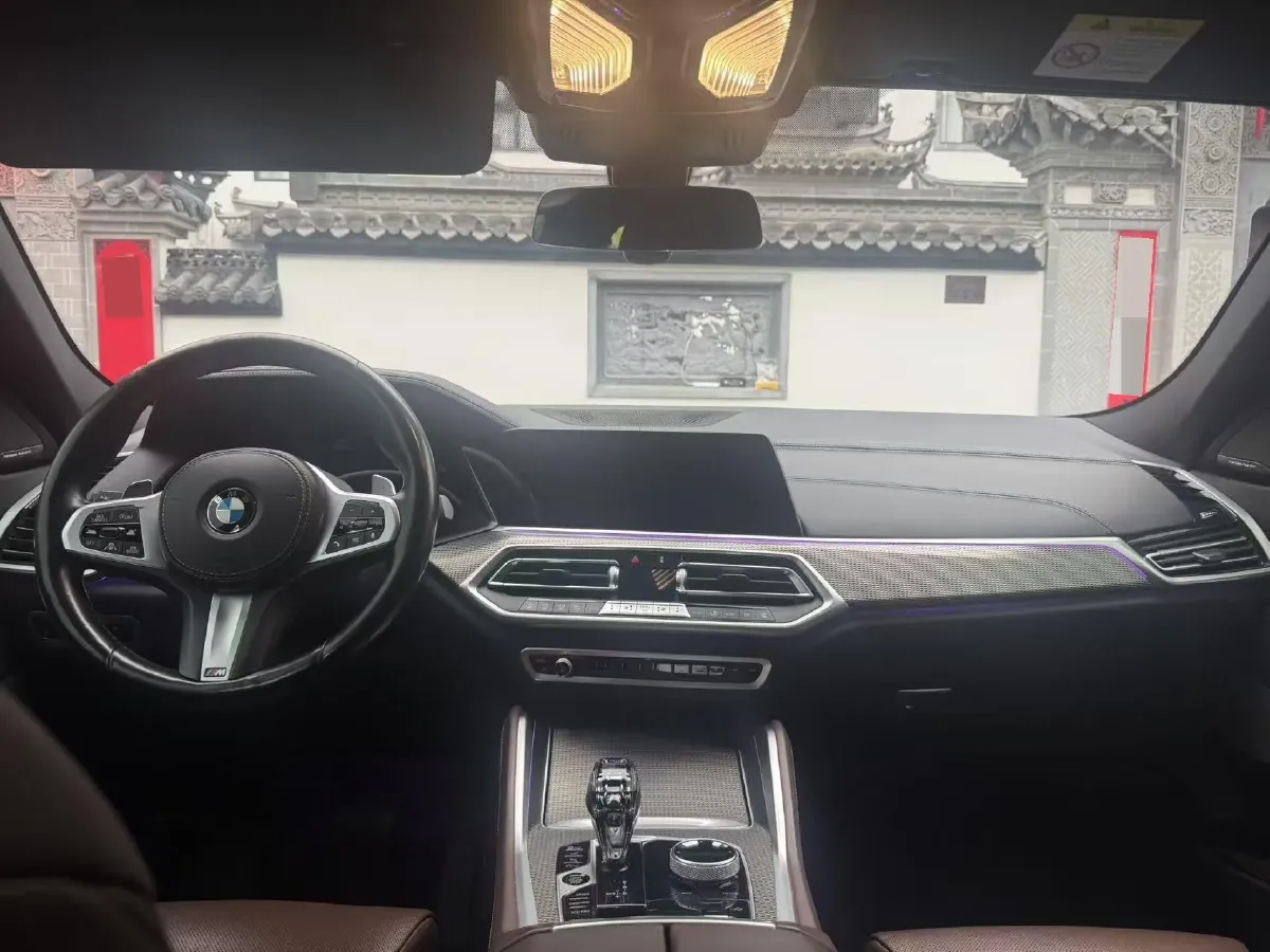 2021 BMW X6 3.0T 340HP L6 8AT,autocango,china used car exporter,china ev exporter,chinese used car exporter,chinese used ev exporter