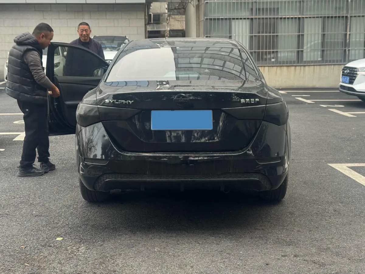 2022 Nissan Sylphy 1.6L 135HP L4 CVT,autocango,china used car exporter,china ev exporter,chinese used car exporter,chinese used ev exporter