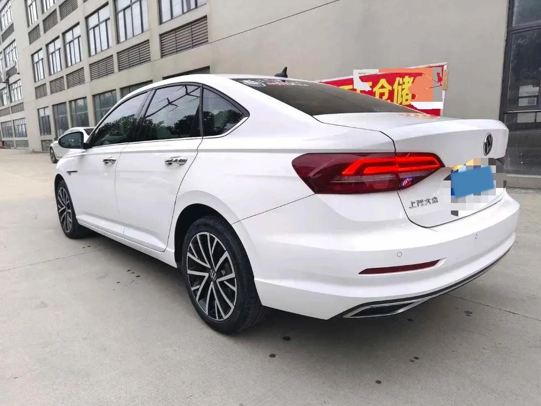2022 Volkswagen T-Roc 1.4T 150HP L4 7DCT,autocango,china used car exporter,china ev exporter,chinese used car exporter,chinese used ev exporter
