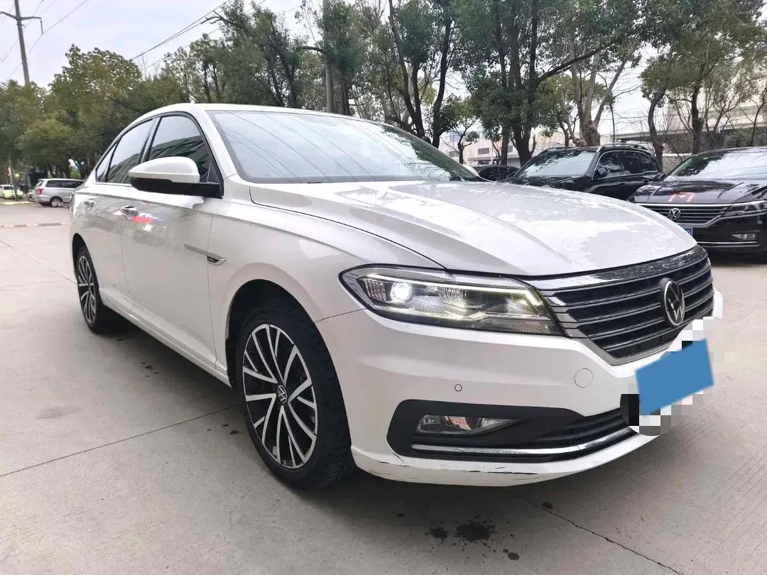 2022 Volkswagen T-Roc 1.4T 150HP L4 7DCT,autocango,china used car exporter,china ev exporter,chinese used car exporter,chinese used ev exporter