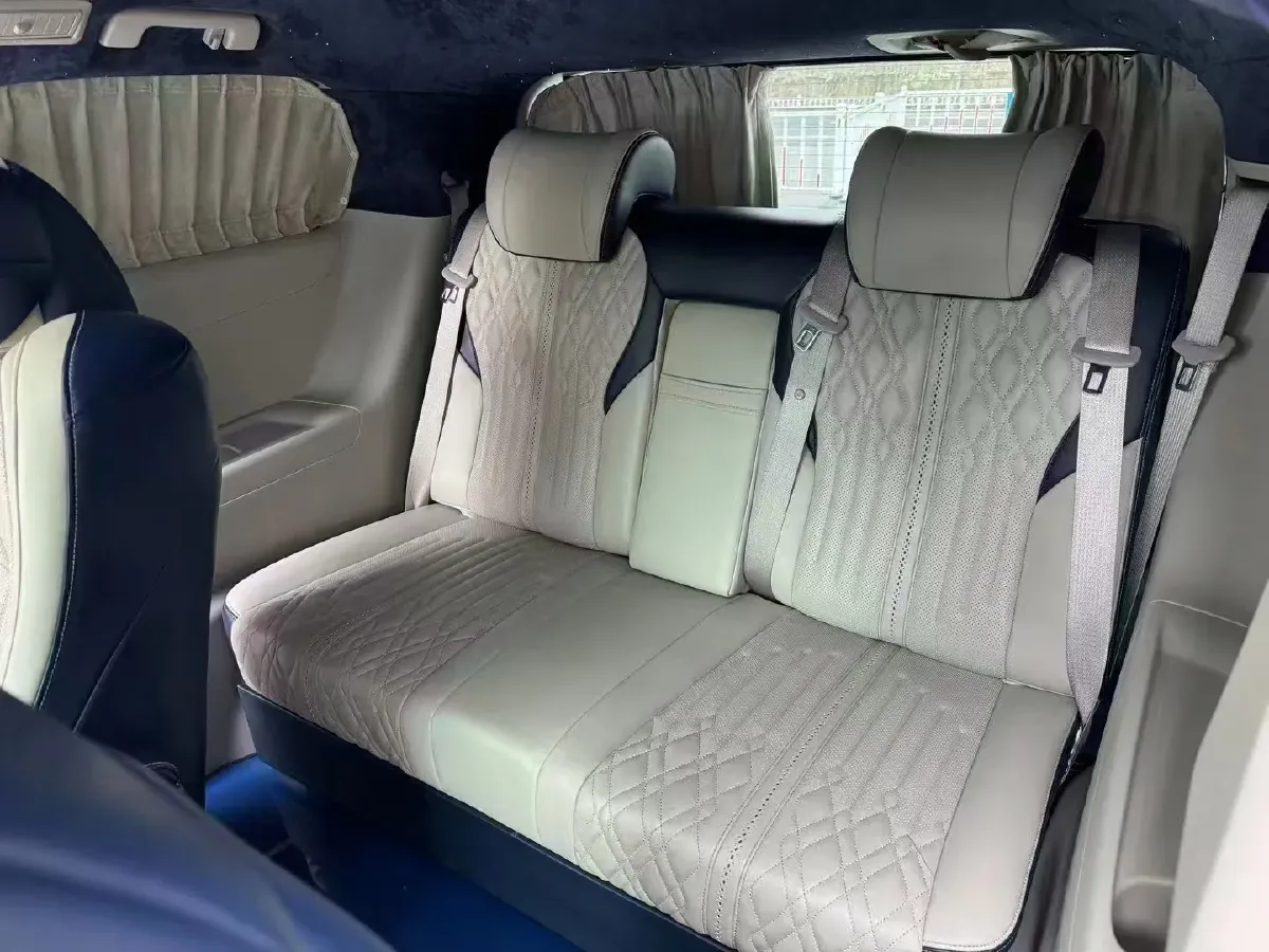 2020 Buick GL8 2.0T 237HP L4 9AT,autocango,china used car exporter,china ev exporter,chinese used car exporter,chinese used ev exporter