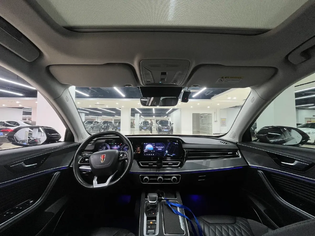 2023 HongQi HS5 2.0T 252HP L4 8AT,autocango,china used car exporter,china ev exporter,chinese used car exporter,chinese used ev exporter