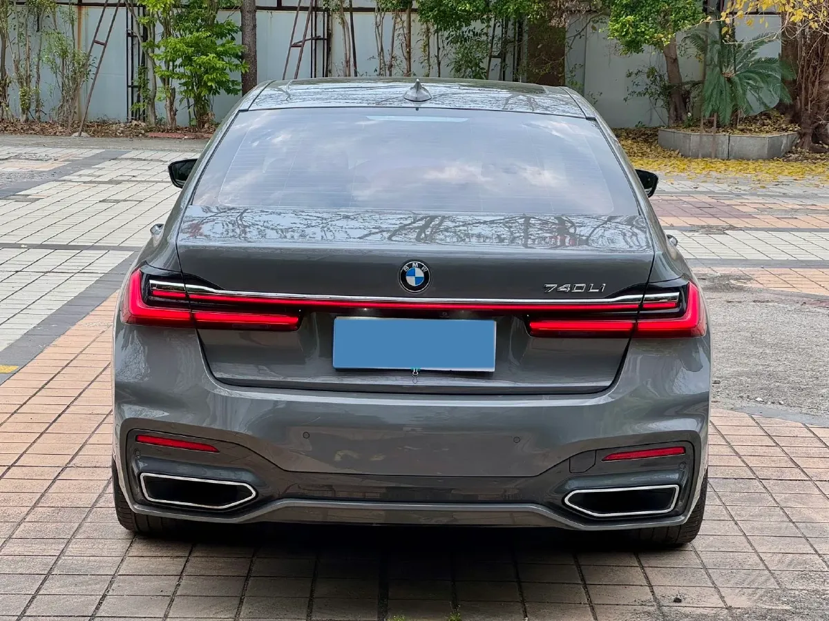 2019 BMW 7 Series 2.0T 265HP L4 8AT,autocango,china used car exporter,china ev exporter,chinese used car exporter,chinese used ev exporter