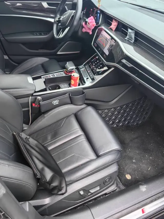 2021 Audi A7 2.0T 245HP L4 7DCT,autocango,china used car exporter,china ev exporter,chinese used car exporter,chinese used ev exporter