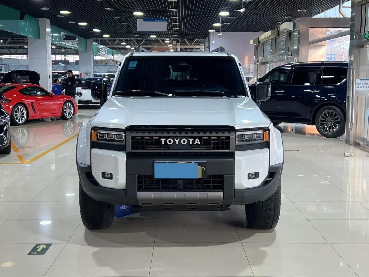 2024 Toyota Land Cruiser Prado 2.4T 282HP L4 8AT Hybrid,autocango,china used car exporter,china ev exporter,chinese used car exporter,chinese used ev exporter