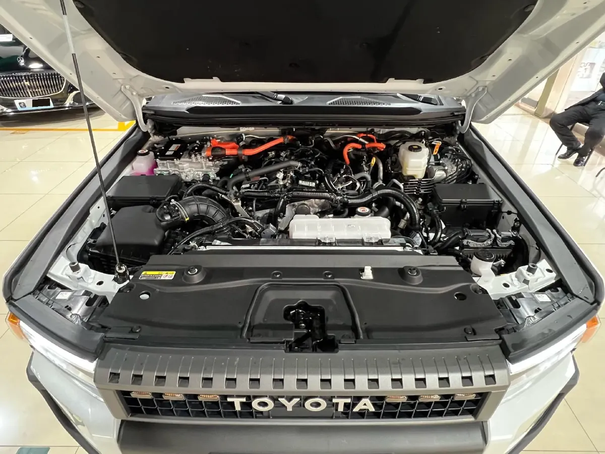 2024 Toyota Land Cruiser Prado 2.4T 282HP L4 8AT Hybrid,autocango,china used car exporter,china ev exporter,chinese used car exporter,chinese used ev exporter