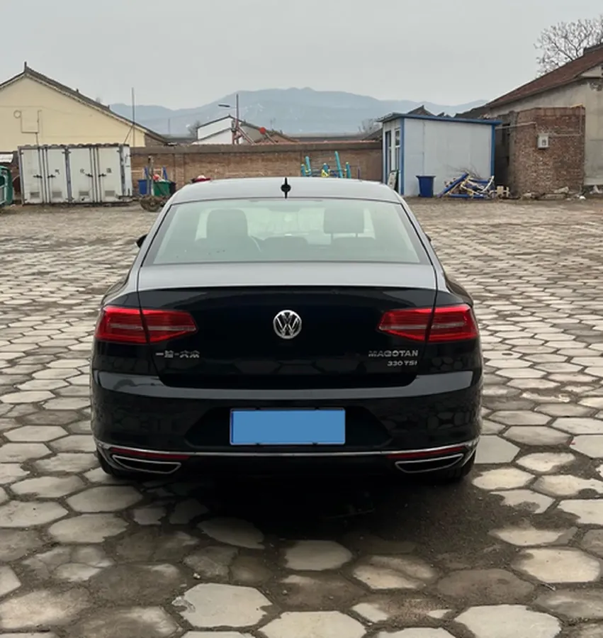 2019 Volkswagen Magotan 2.0T 186HP L4 7DCT,autocango,china used car exporter,china ev exporter,chinese used car exporter,chinese used ev exporter