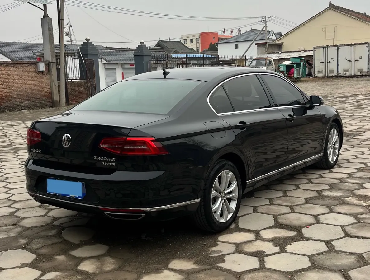 2019 Volkswagen Magotan 2.0T 186HP L4 7DCT,autocango,china used car exporter,china ev exporter,chinese used car exporter,chinese used ev exporter