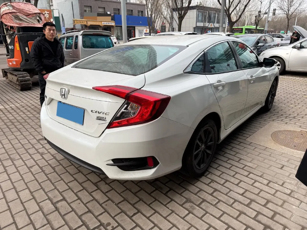 2019 Honda Civic 1.0T 125HP L3 CVT,autocango,china used car exporter,china ev exporter,chinese used car exporter,chinese used ev exporter
