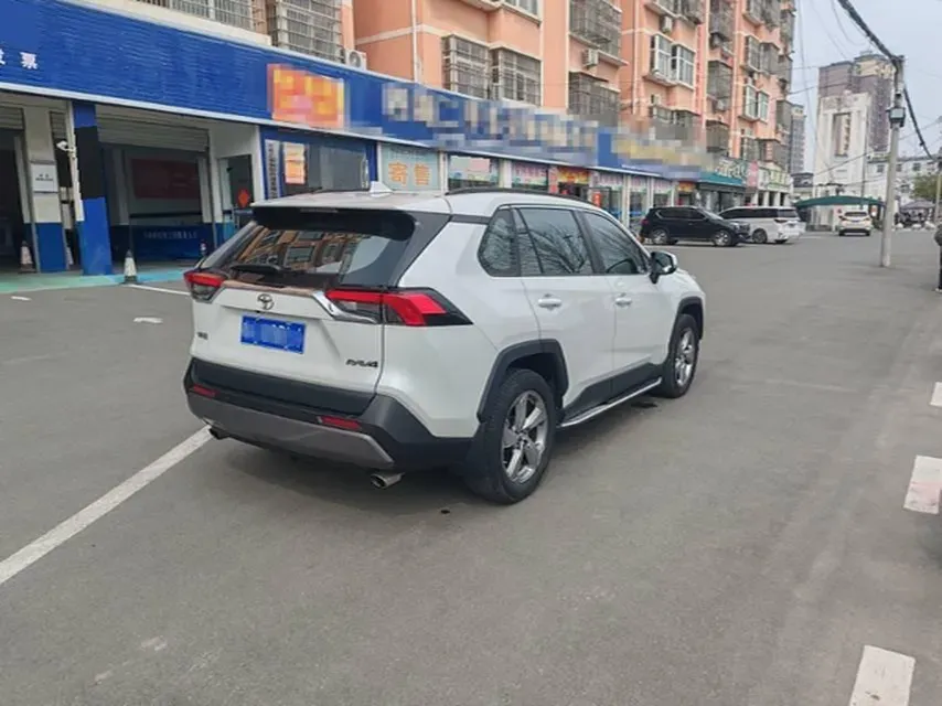2022 Toyota RAV4 2.0L 171HP L4 CVT,autocango,china used car exporter,china ev exporter,chinese used car exporter,chinese used ev exporter