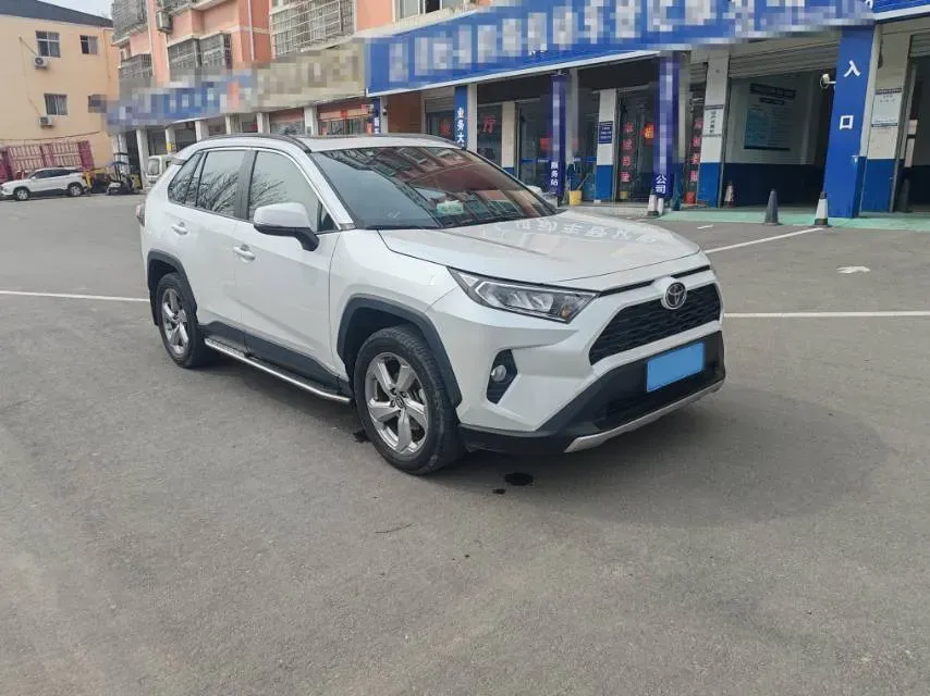 2022 Toyota RAV4 2.0L 171HP L4 CVT,autocango,china used car exporter,china ev exporter,chinese used car exporter,chinese used ev exporter