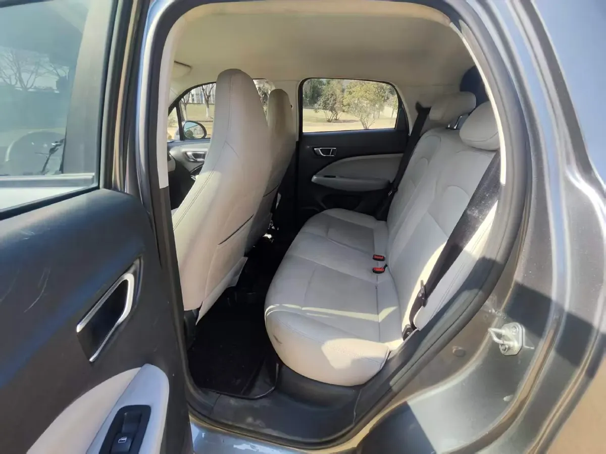 2022 Leapmotor T03 BEV 41KWH,autocango,china used car exporter,china ev exporter,chinese used car exporter,chinese used ev exporter