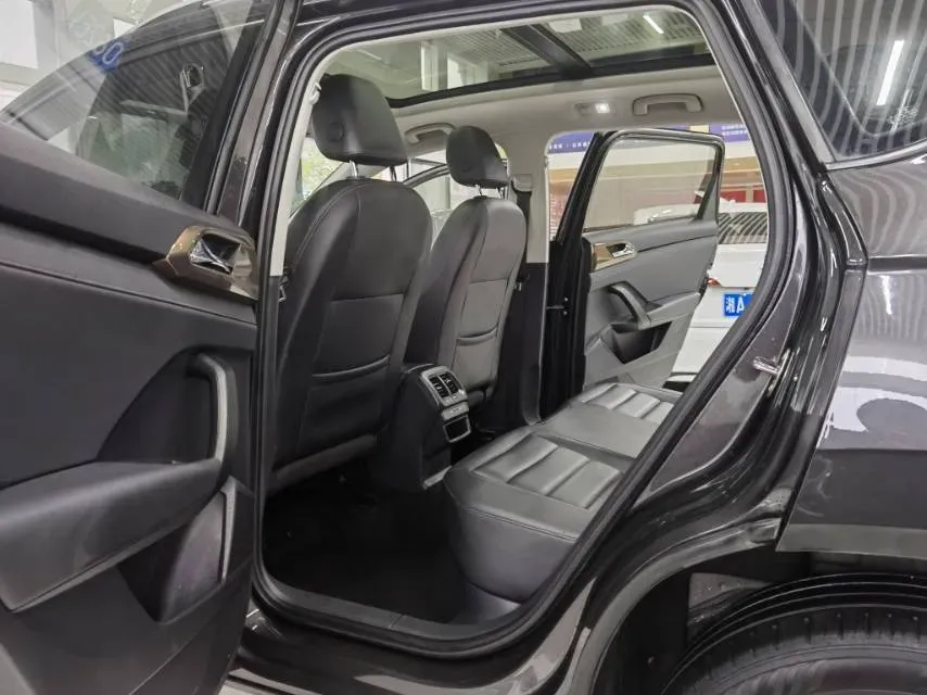 2022 Ford Transit 2.0T 202HP L4 6AT,autocango,china used car exporter,china ev exporter,chinese used car exporter,chinese used ev exporter