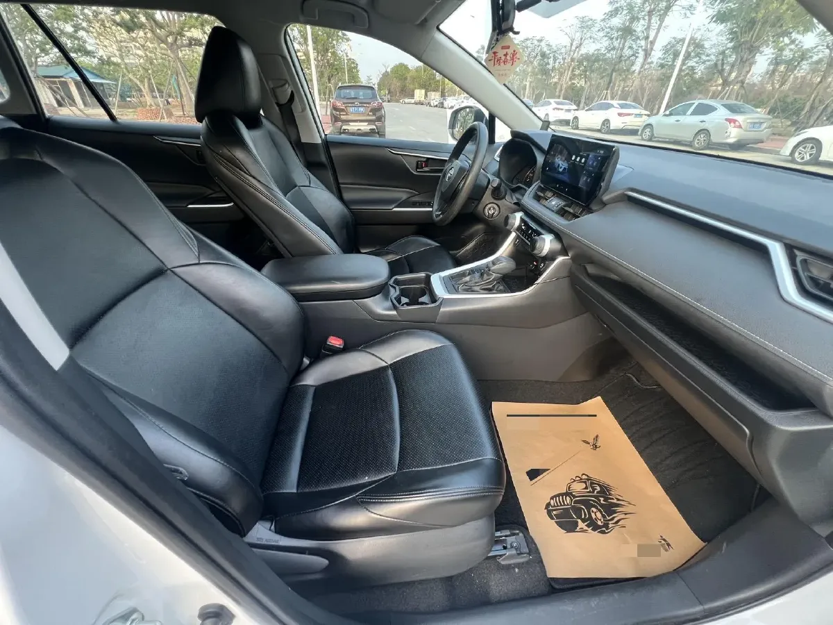 2023 Toyota Wildlander 2.0L 171HP L4 CVT,autocango,china used car exporter,china ev exporter,chinese used car exporter,chinese used ev exporter