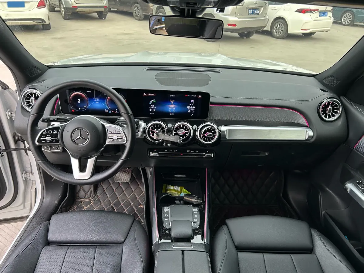 2020 Mercedes-Benz GLB Class 1.3T 136HP L4 7DCT,autocango,china used car exporter,china ev exporter,chinese used car exporter,chinese used ev exporter