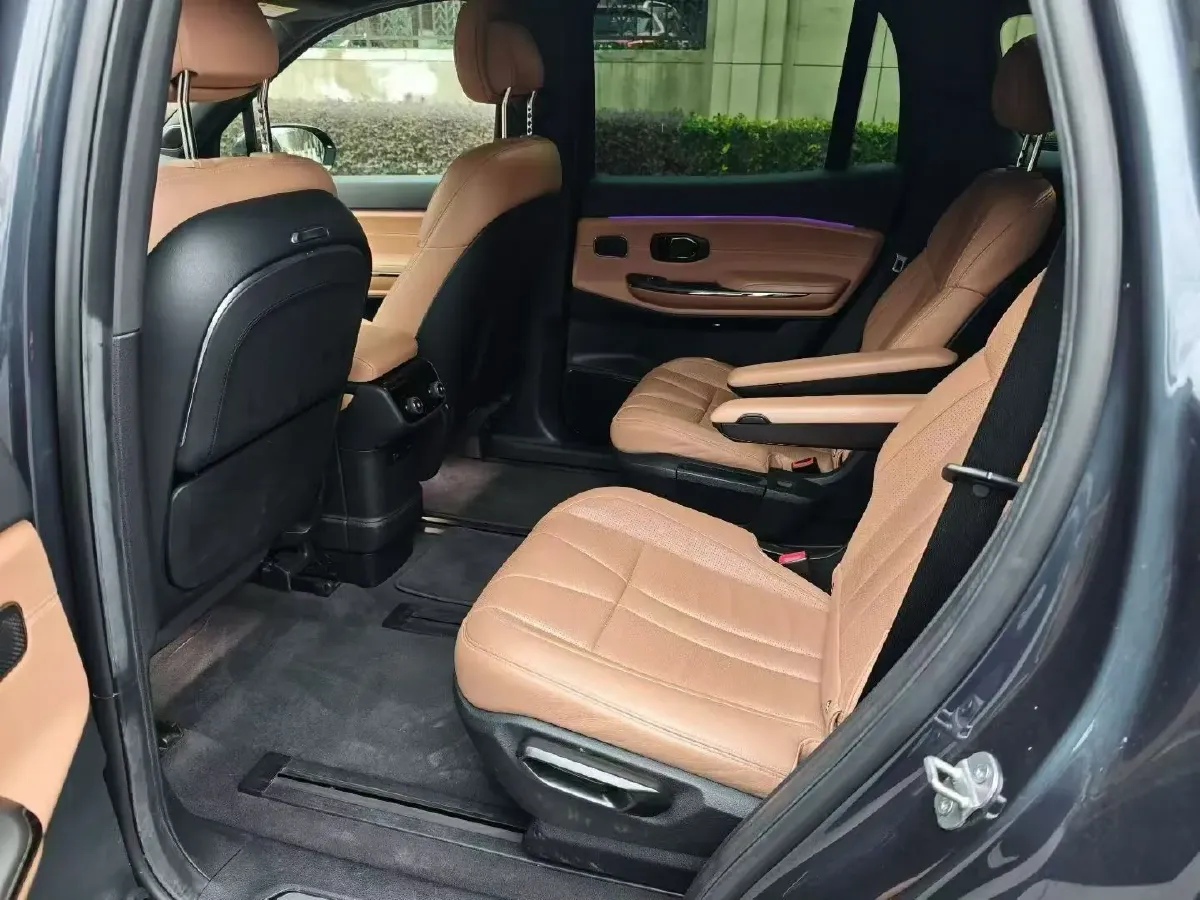 2022 NIO ES8 BEV 100KWH,autocango,china used car exporter,china ev exporter,chinese used car exporter,chinese used ev exporter