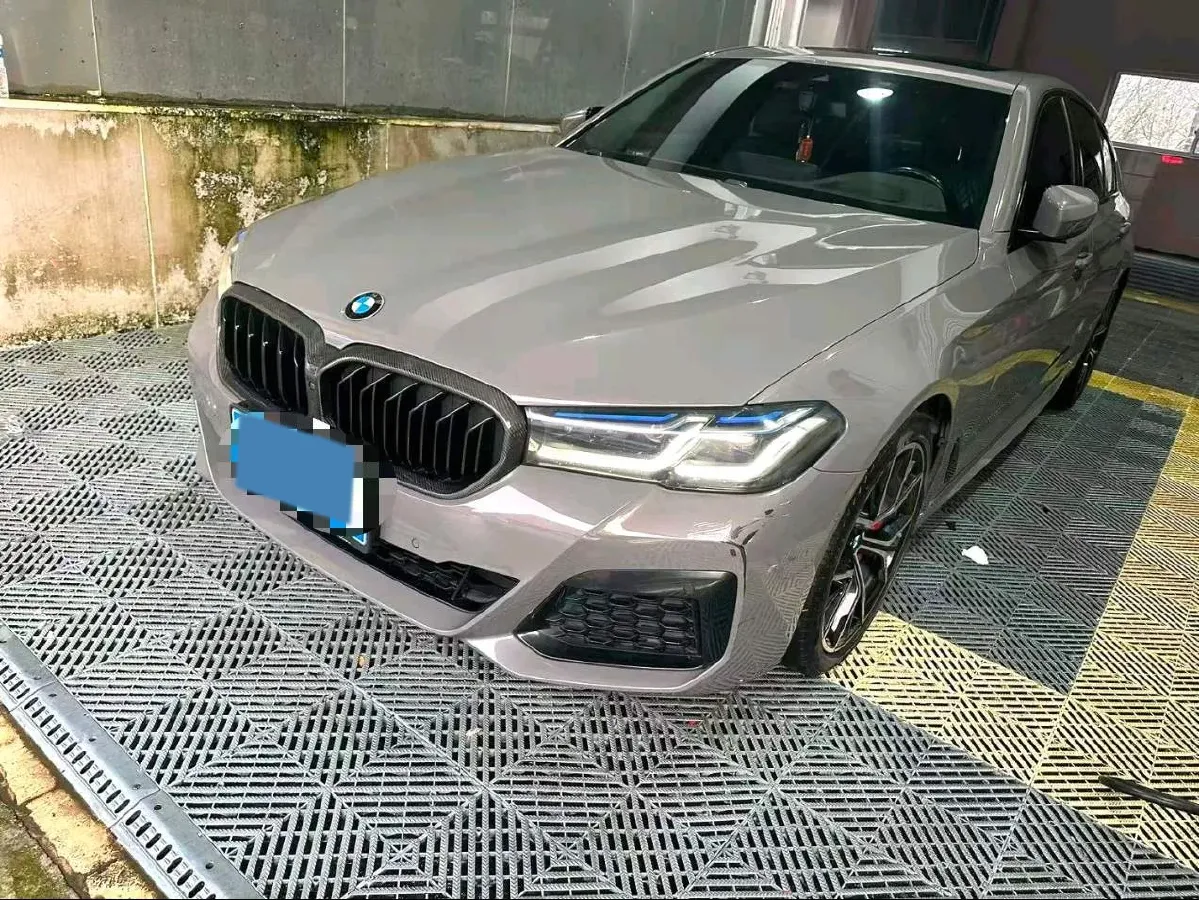 2021 BMW 5 Series 3.0T 340HP L6 8AT,autocango,china used car exporter,china ev exporter,chinese used car exporter,chinese used ev exporter