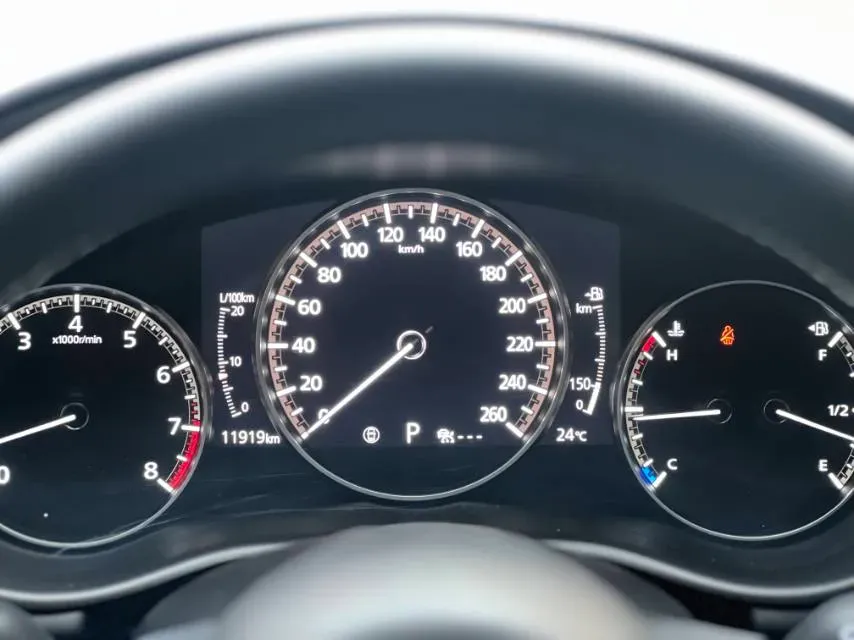 2023 Mazda 3 Axela 2.0L 158HP L4 6AT,autocango,china used car exporter,china ev exporter,chinese used car exporter,chinese used ev exporter